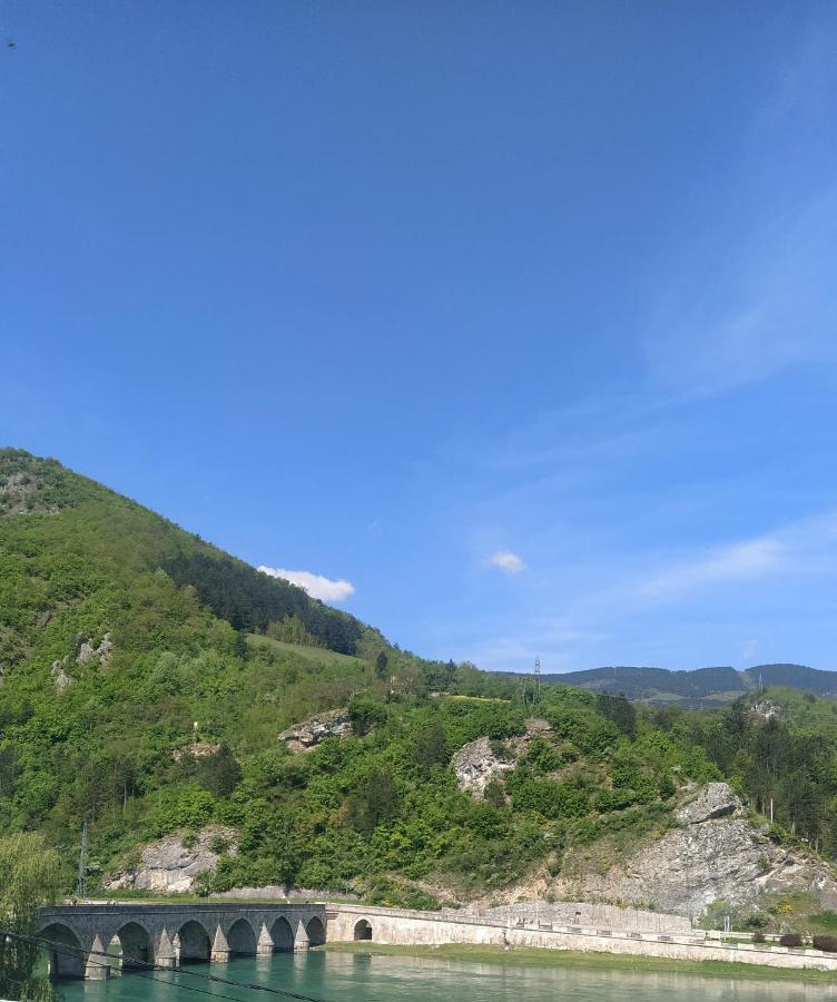 Apartman Trg Višegrad Dış mekan fotoğraf